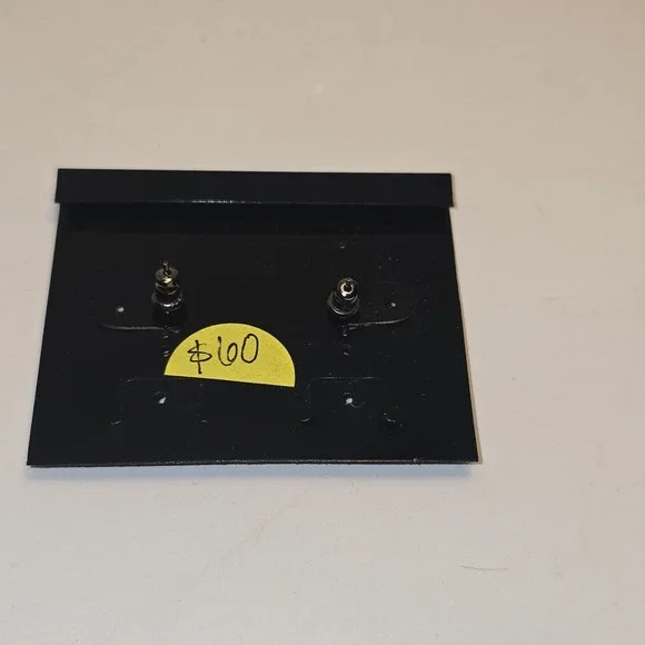 Sparkling Red Crystal Flower Starburst Earrings Dark Tone Vintage Glamour‎ - Picture 4 of 4